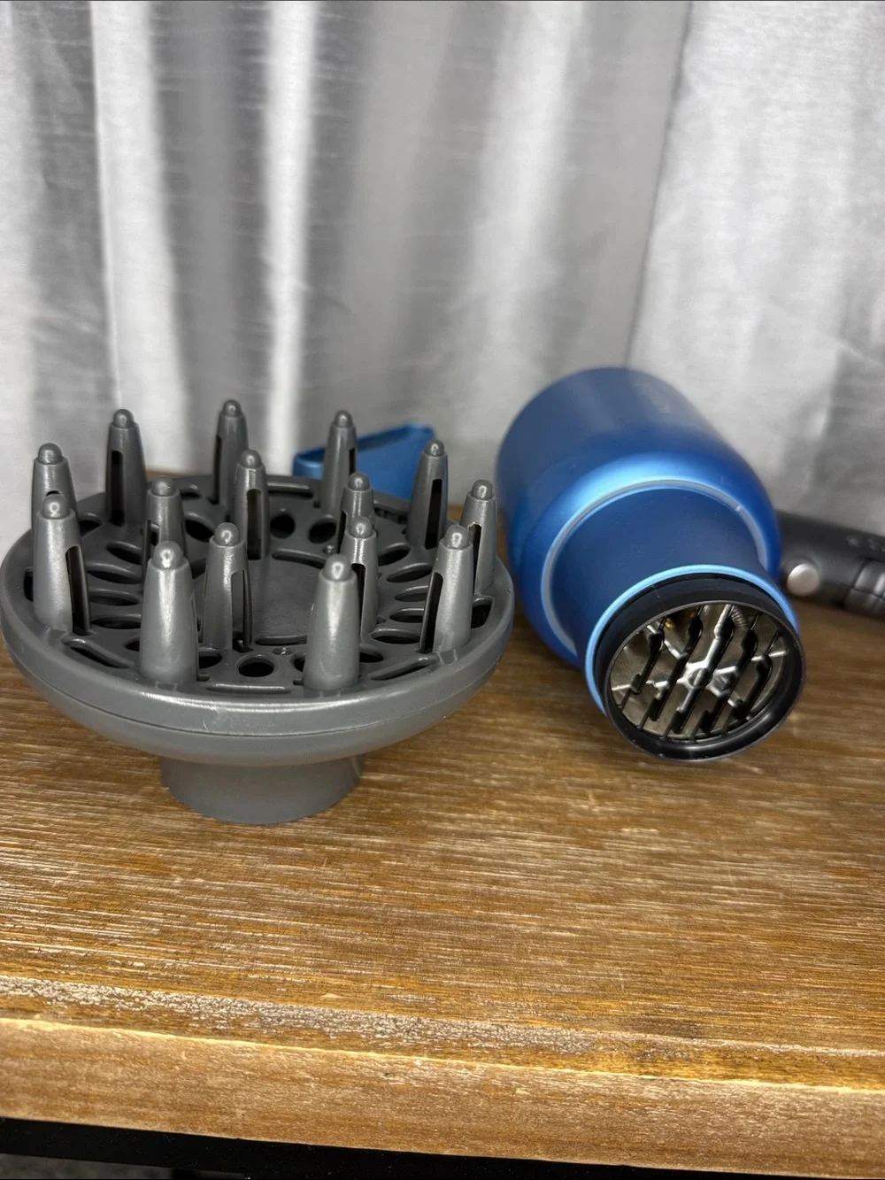 WavyTalk Ionic Hair Blow Dryer Multiple Settings 2 Attachments CL-5917ADC Tested